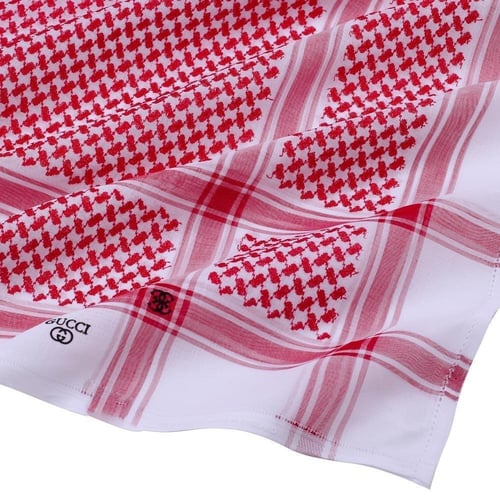 شماغ قوتشي كلاسك انجليزي 2025