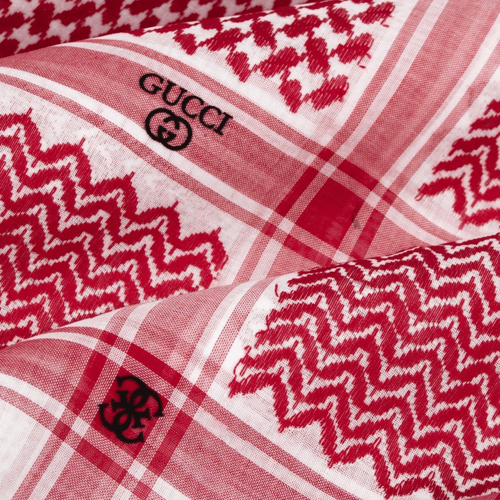 شماغ قوتشي كلاسك دم غزال انجليزي 2025