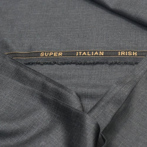 قماش شتوي ماركة قوتشي رمادي مقلم A3