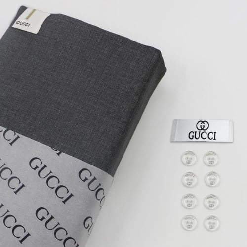 قماش شتوي ماركة قوتشي رمادي مقلم A3