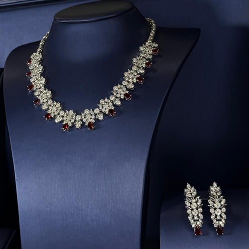 طقم زركون بتصميم فاخر