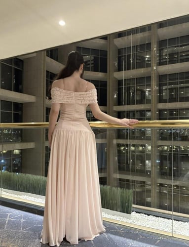 فستان بيج شيفون انيق بتطويز يدوي