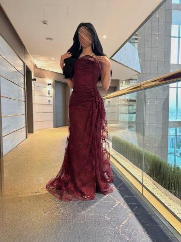 فستان عودي دانتل