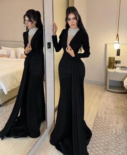 فستان ساتر بلون الاسود