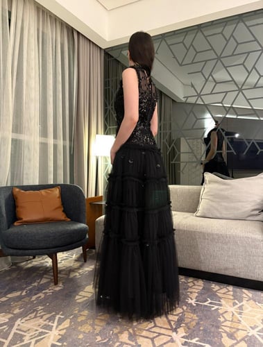 فستان اسود سهرة