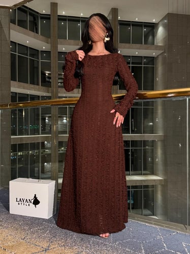 فستان بني ساتر