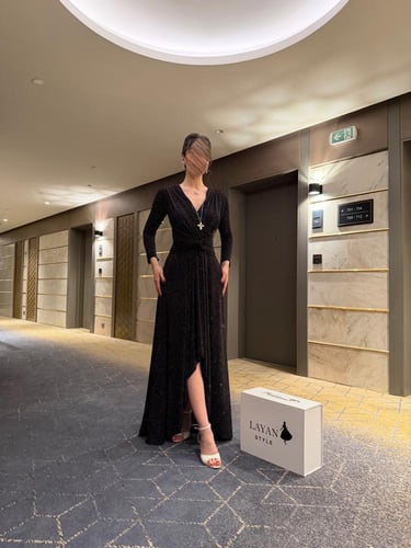 فستان انيق لامع بلون البني المحروق