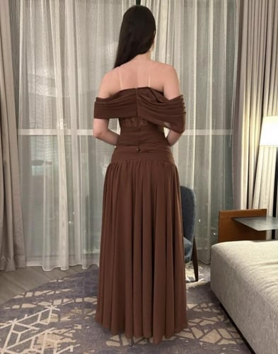 فستان بني راقي