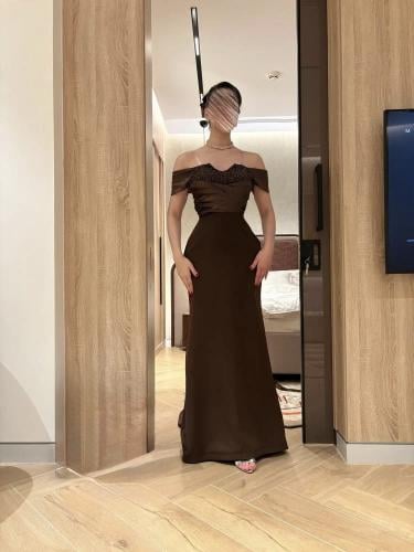 فستان بني اوف شولدر