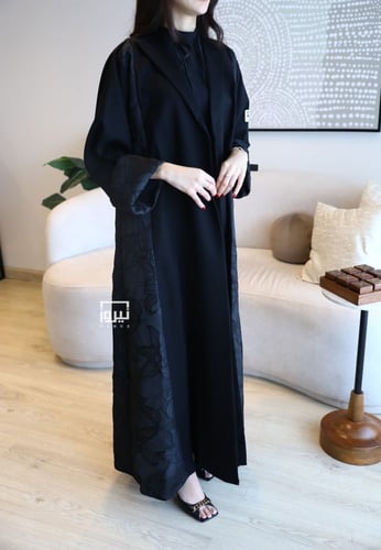 عباية زهرة التوليب