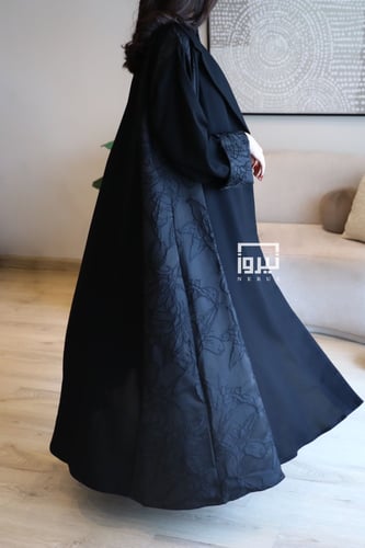 عباية زهرة اللافندر