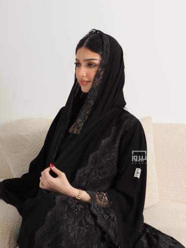 Elegant abaya 4