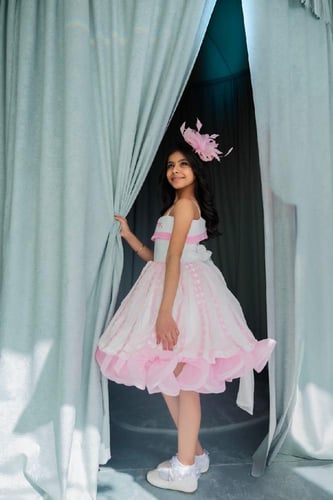 فستان لؤلؤي