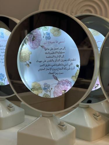 Small size illuminated mirrors