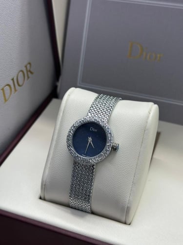 ساعات نسائيه