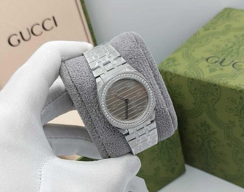 ساعات نسائيه