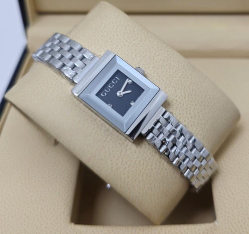 ساعات نسائيه