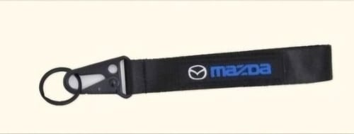 ميداليات مفاتيح ليلون أي سيارة