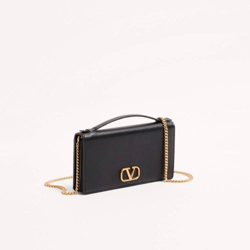 شنطه فالنتيتو