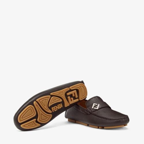 حذاء فندي loafer