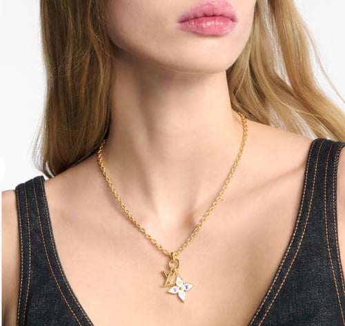 سلسال لويس فيتون