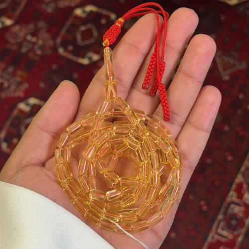 كهرمان كلنقرادي حر
