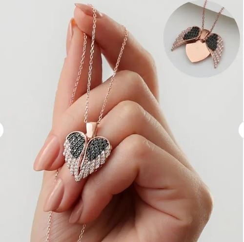 تعليقة وسلسال من سلفرانو على شكل قلب