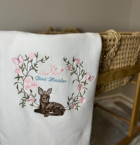 بطانيه مطرزه بتصميم (الغزاله)