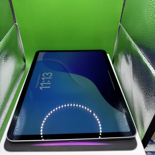 ايباد برو 11 سعه 128 مستعمل نظيف نسبة البطارية 91%...