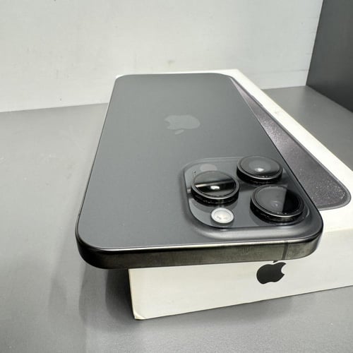 ايفون 15 برو ماكس 256GB مستخدم نسبة البطارية 84%