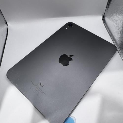 ايباد مني 6 سعه 256GB مستعمل نسبة البطارية 84% الج...