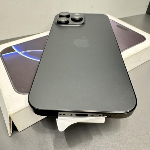 ايفون 16 برو ماكس 256GB مستخدم نسبة البطارية 100%