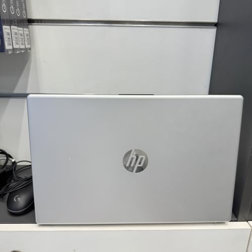 لابتوب hp مستخدم 13 انش سعه 256GB ذاكرة داخلية 8 ر...