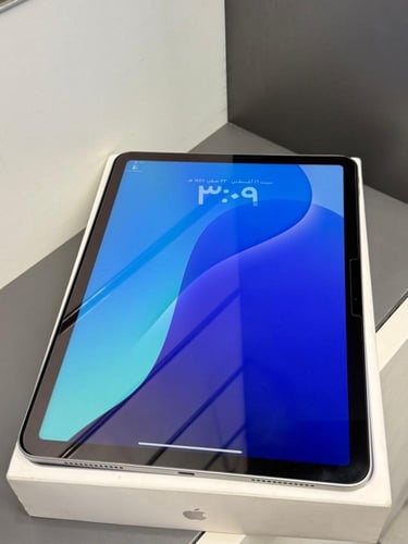ايباد اير 11 128GB مستخدم نسبة البطارية 100% نظيف...