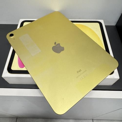 ايباد 10 الذاكرة 64GB مستخدم عليه أثرٍ الاستخدام ح...