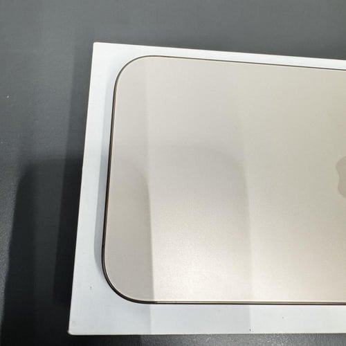ايفون 16 برو ماكس 256Gb مستخدم نظيف نسبة البطارية...