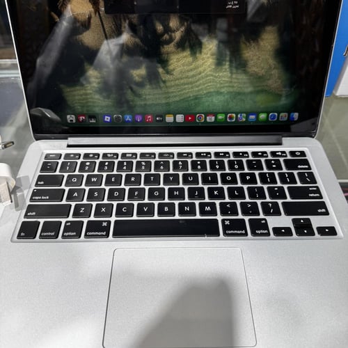 ماك بوك برو سنة 2015 سعه 256GB الرام 8 مستعمل