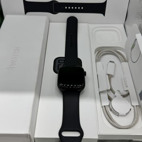 ساعة ابل الاصدار 10 مقاس 46 مستعملة نسبة البطارية...