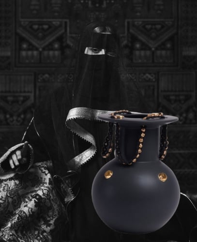 فازة الذهب الأسود