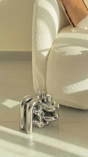 منحوتة معدنية