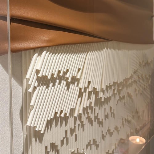 لوحة ثلاثية الأبعاد تموجات الجلد