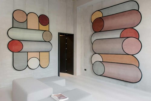 سجاد الألوان المتداخلة