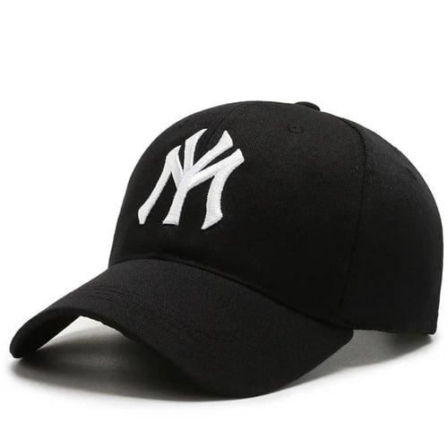 قبعات Snapback المطرزة بأحرف أنيقة