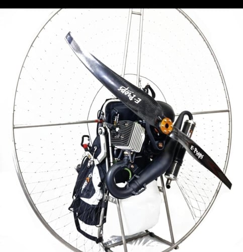 TITAN من شركة POWER TO FLY