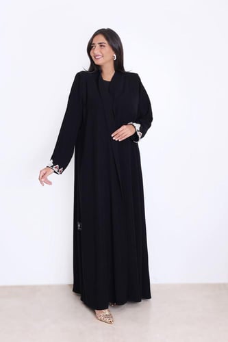 عباية نسمة - تفاصيلك تهمس بالفخامة