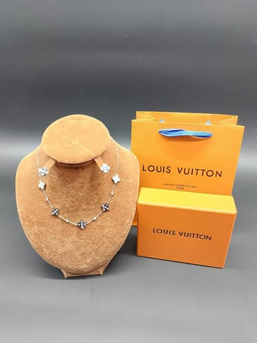 طقم استيل لويس فيتونC1026