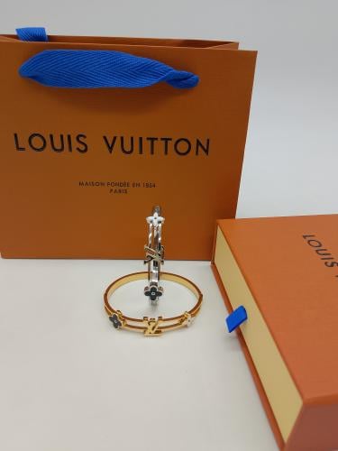 اسوارة استيل لويس فيتون C1526