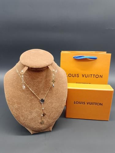 طقم استيل لويس فيتونC1027