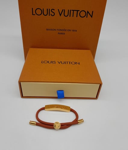 اسواره لويس فيتون خيط C1525