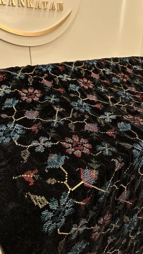 مخمل مطرز هندي 13